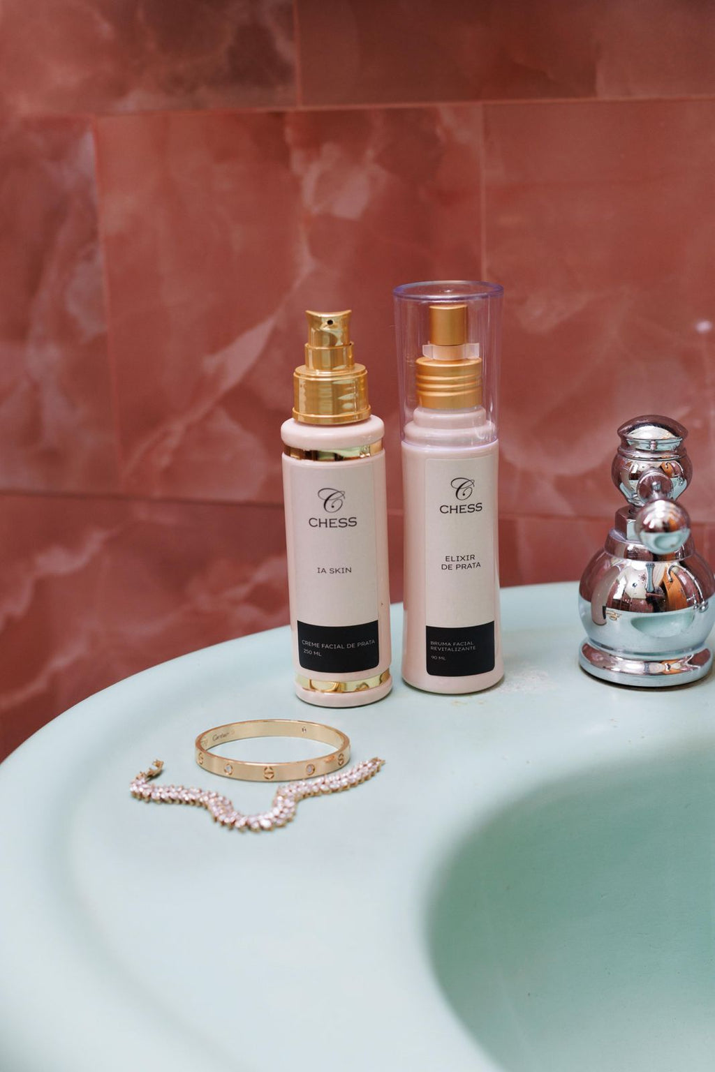 O duo facial de Prata